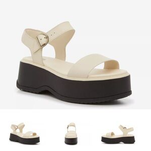 SOREL Dayspring Sandal size 8.5